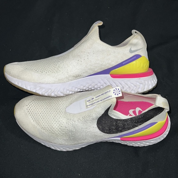 Nike sneakers - Picture 8 of 11